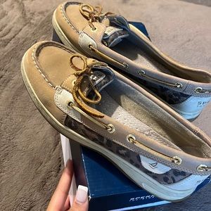 sperrys